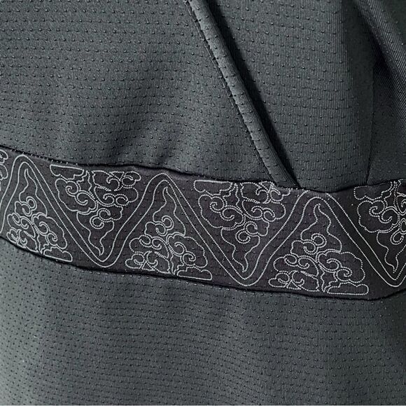 Nike Golf Sphere Dry Mock Wrap Pattern Waistband V-Neck Short Sleeve Polo - Picture 10 of 16